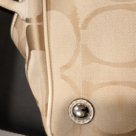 Coach handbag - Picture 13 of 16